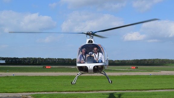 Lección de vuelo en helicóptero