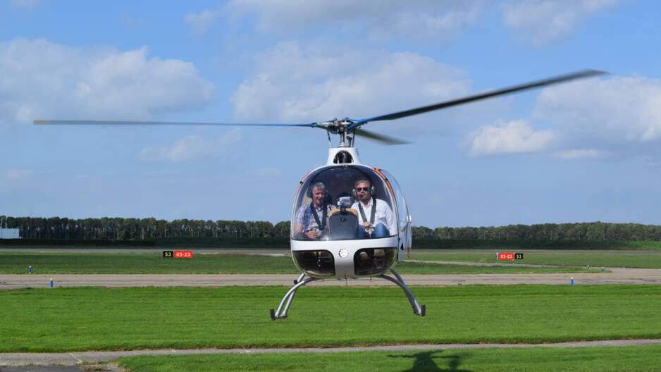 Helikopter vliegles Lelystad