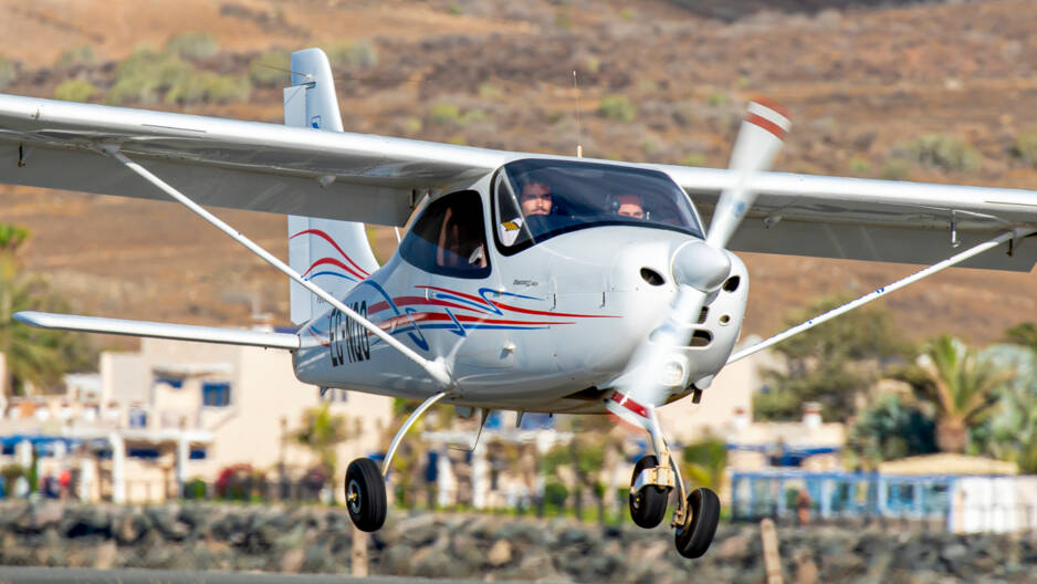 Basic flying lesson Tenerife