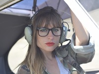 Can you become a pilot if you wear glasses?